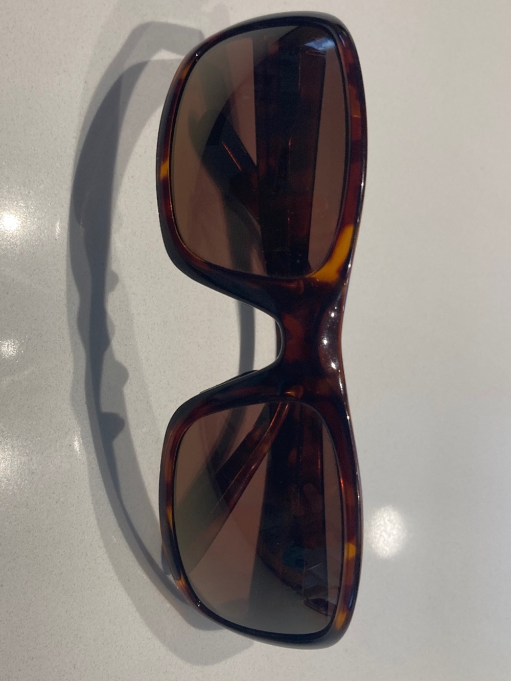 Unisex Maui Jim Stingray Tortiose brown sunglasses